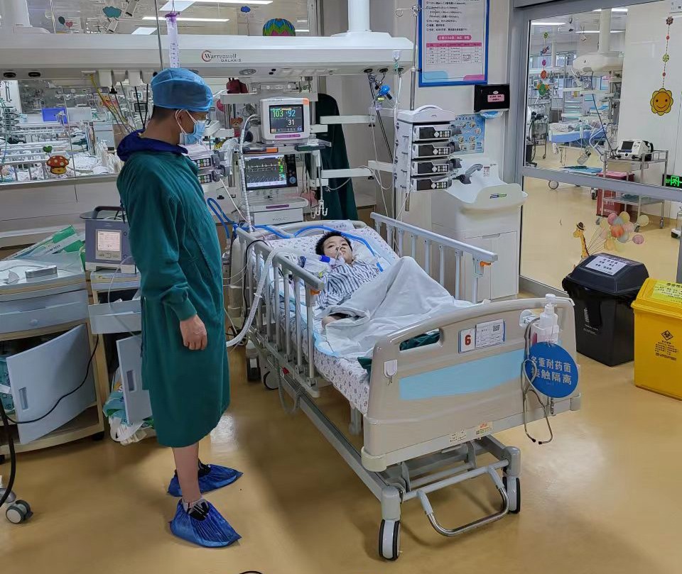 宁强县跨省救护车出租公司